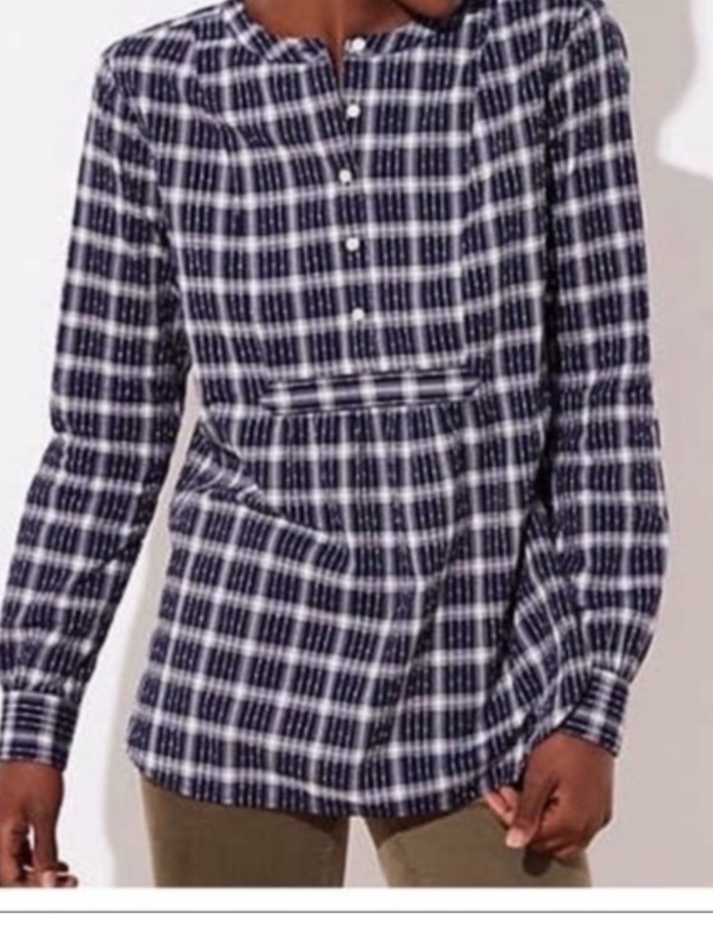 LOFT Black & White Plaid Long Sleeve Textured Henley Blouse Size Small